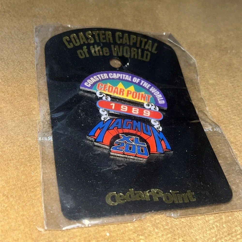 RARE Cedar Point 1989 Magnum XL 200 Collectible Souvenir‎ Lapel Hat Pin Vintage